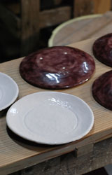 紫交趾土器皿ー色盛り
