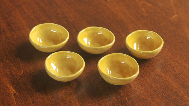 黄交趾豆鉢