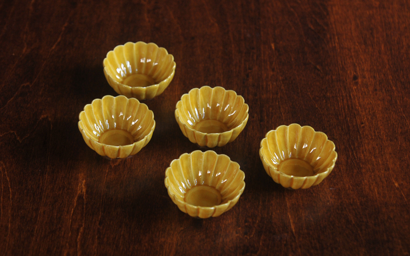 黄交趾豆菊型豆鉢