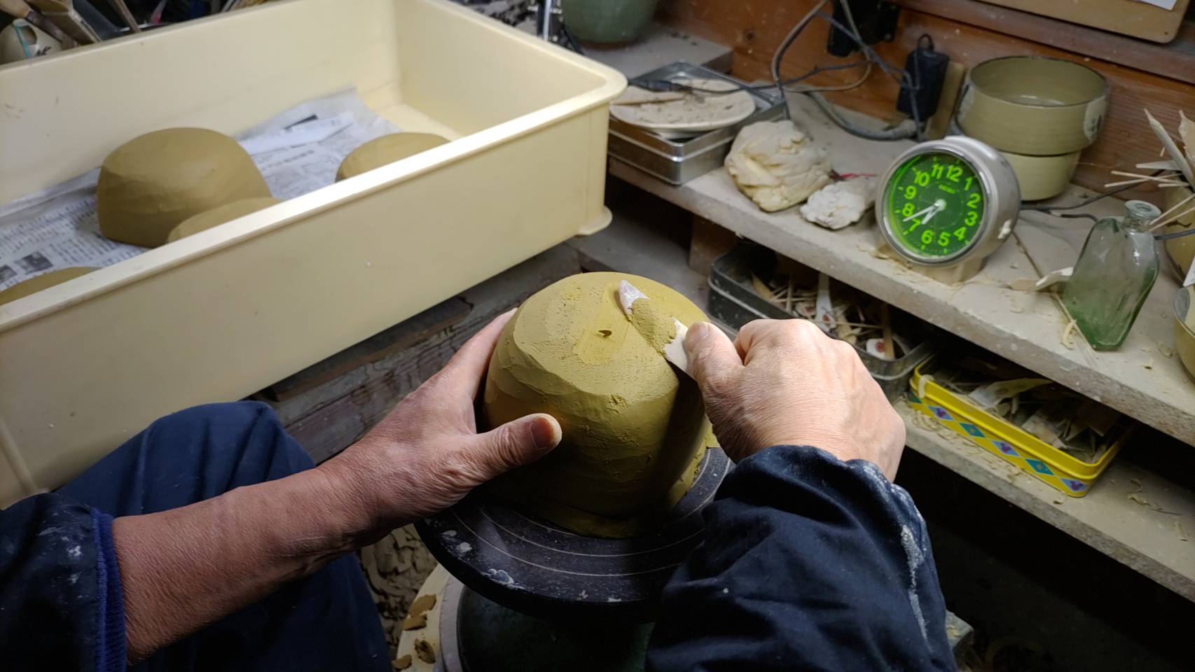 乾山雪笹向付ーヘラ削り